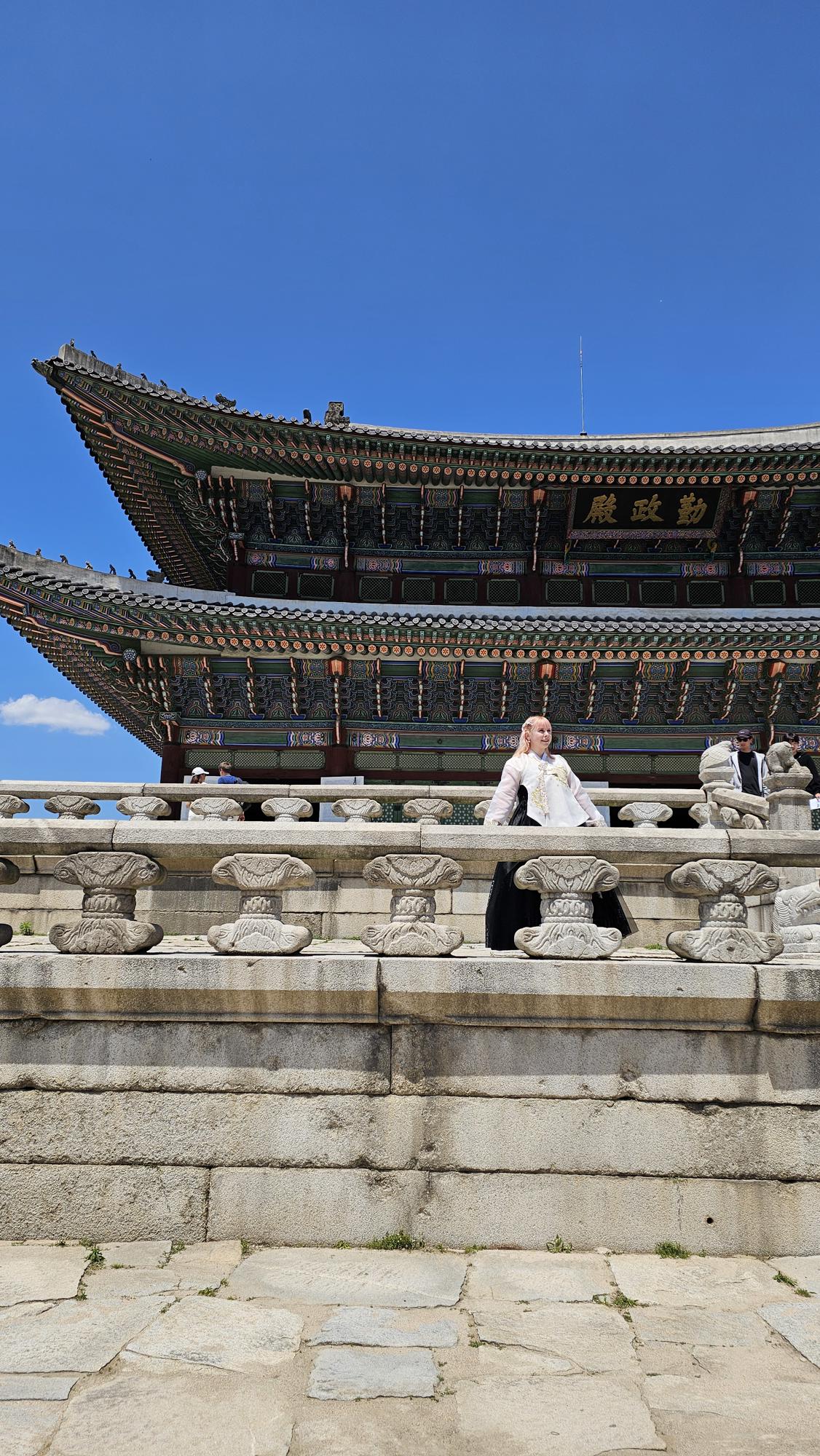 Gyeongbok-palatsi ja Bukchon Hanok -kylä